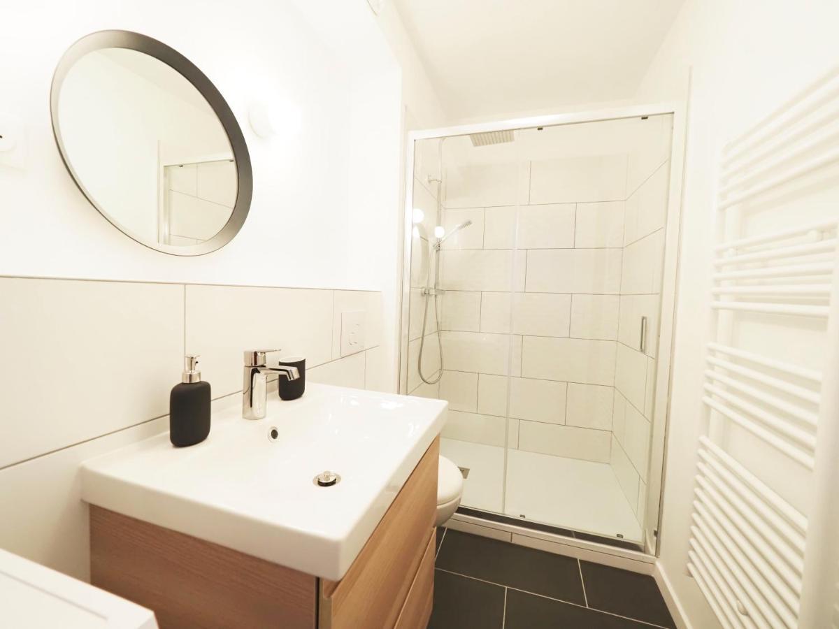 Stylish Sunrise : T3 Lumineux Au Coeur De Pau Apartment Ngoại thất bức ảnh